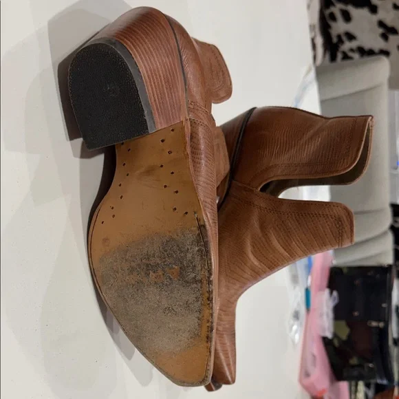 Ariat Dixon Ankle Boots - Picture 2 of 3